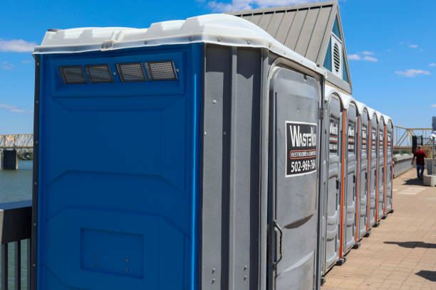 Best Portable Restroom Servicing (Cleaning and Restocking) in Bourbon, MO